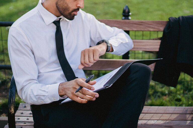 Jak efektywnie organizować czas wolny, by zwiększyć produktywność i poprawić samopoczucie