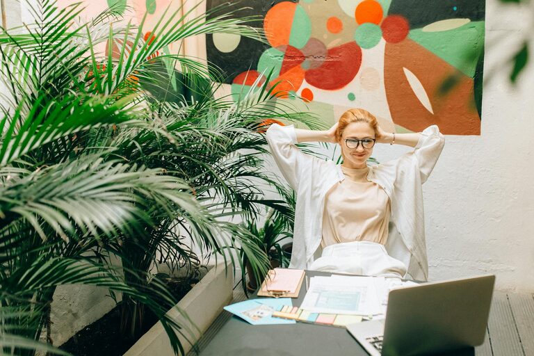 Jak zaplanować efektywny dzień pracy zdalnej i utrzymać równowagę